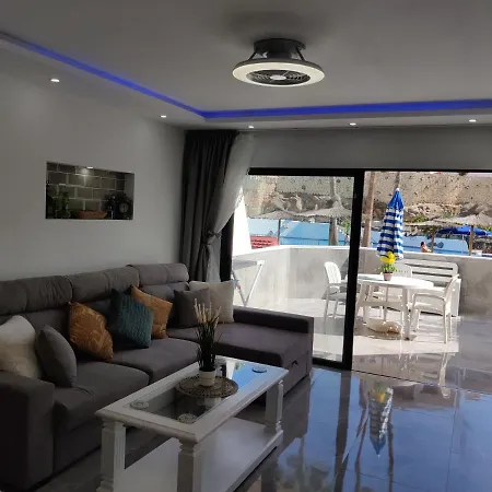 Апартаменты Sunny Paradise Retreat In Golf Del Sur *