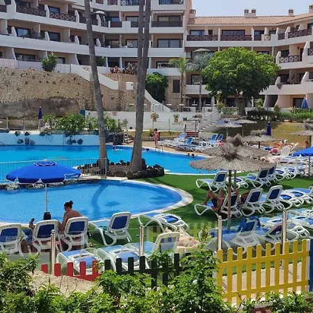 Appartement One Bed Ground Floor Pool View *